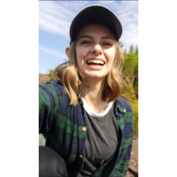 Meet your Posher, Sidney - Picture 5 of 7